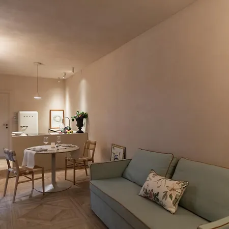 Dimora Tre Galline בית הארחה קנאלה