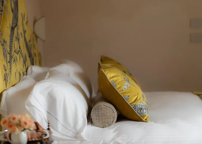 Dimora Tre Galline בית הארחה 4*